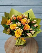 Букет цветов из:  Альстромерии и Розы #REPLACE_PRED# Сингапай