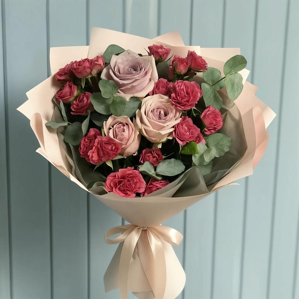 Букет цветов из: Гвоздики и Розы в Сингапай