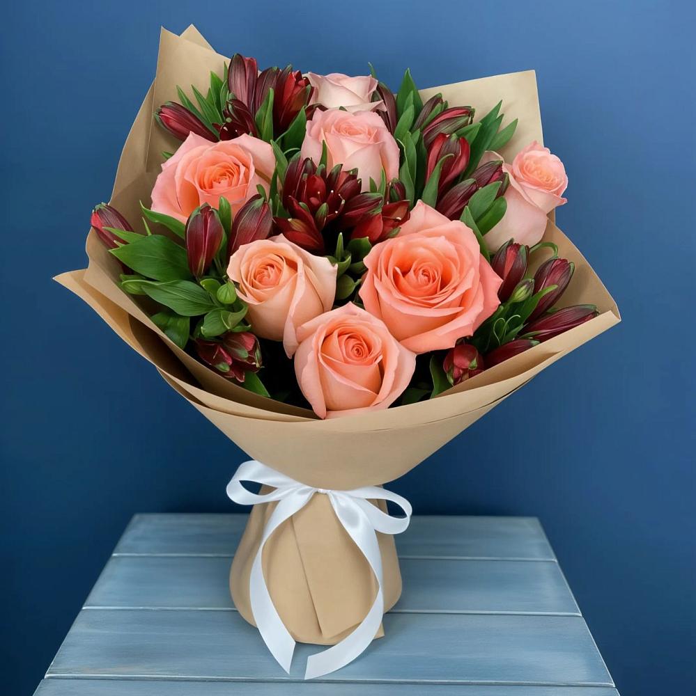 Букет цветов из: Розы и Альстромерии в Сингапай