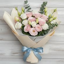 Букет цветов из:  Лизиантусы в Сингапай