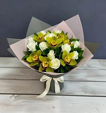 Букет цветов из:  Орхидеи и Розы в Сингапай