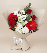 Букет цветов из:  Розы, Хризантемы, Герберы и Лилии в Сингапай