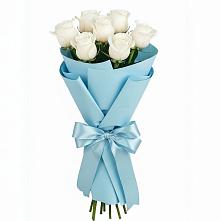 Букет 7 белых роз Проуд в Сингапай