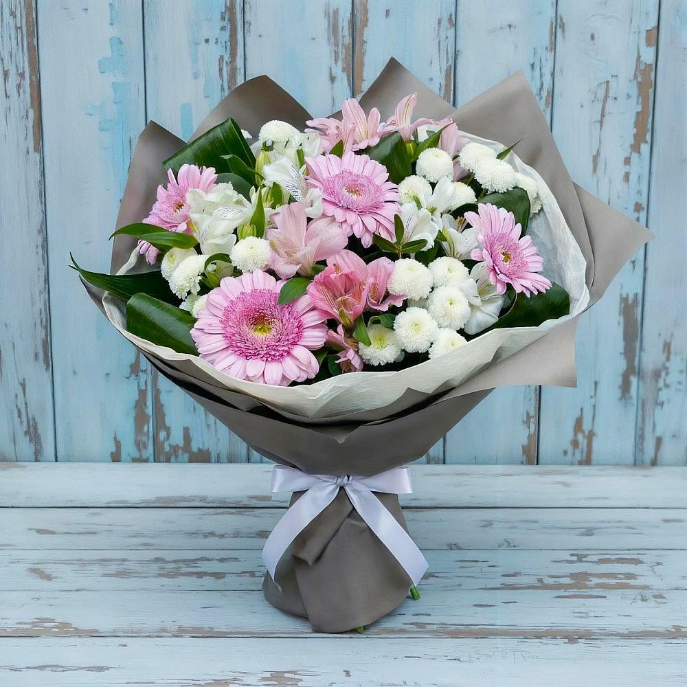 Букет цветов из: Герберы, Альстромерии и Хризантемы в Сингапай