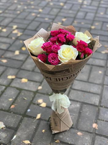 Букет цветов из: Розы в Сингапай